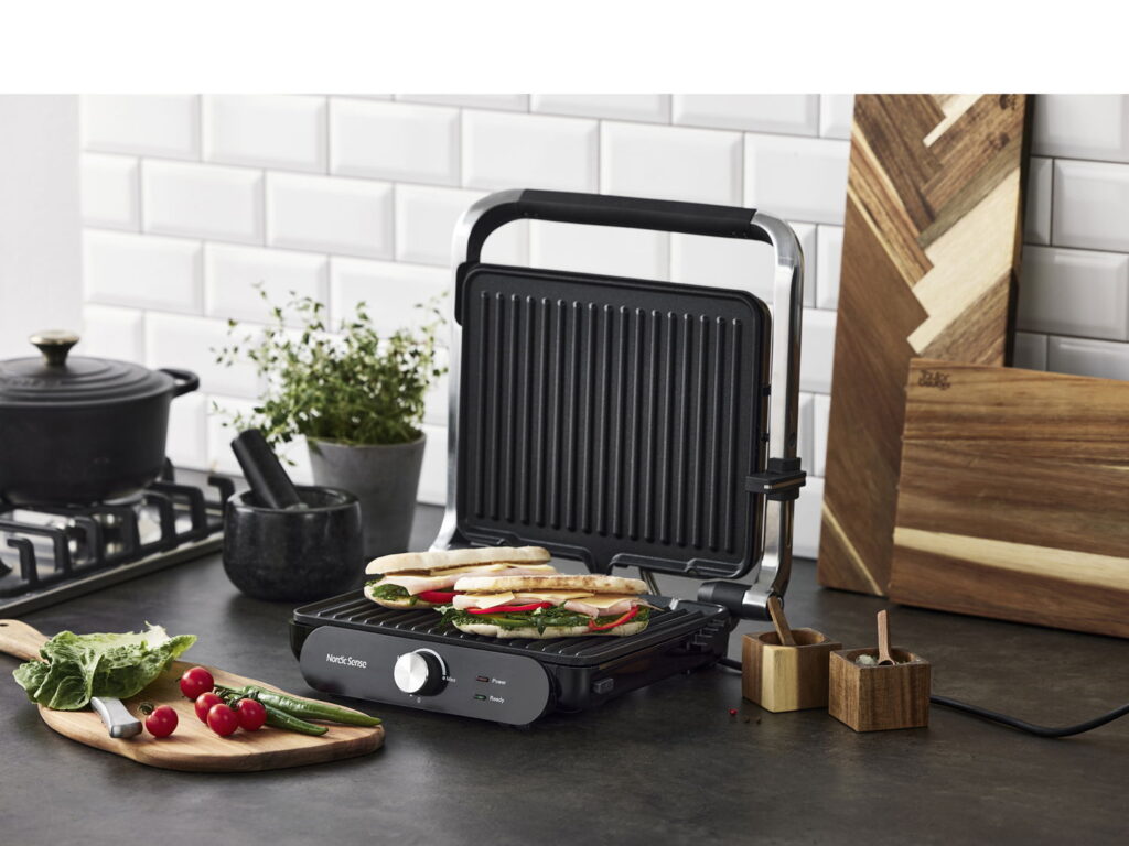 Paninigrill aft. plader 2000 watt Sort