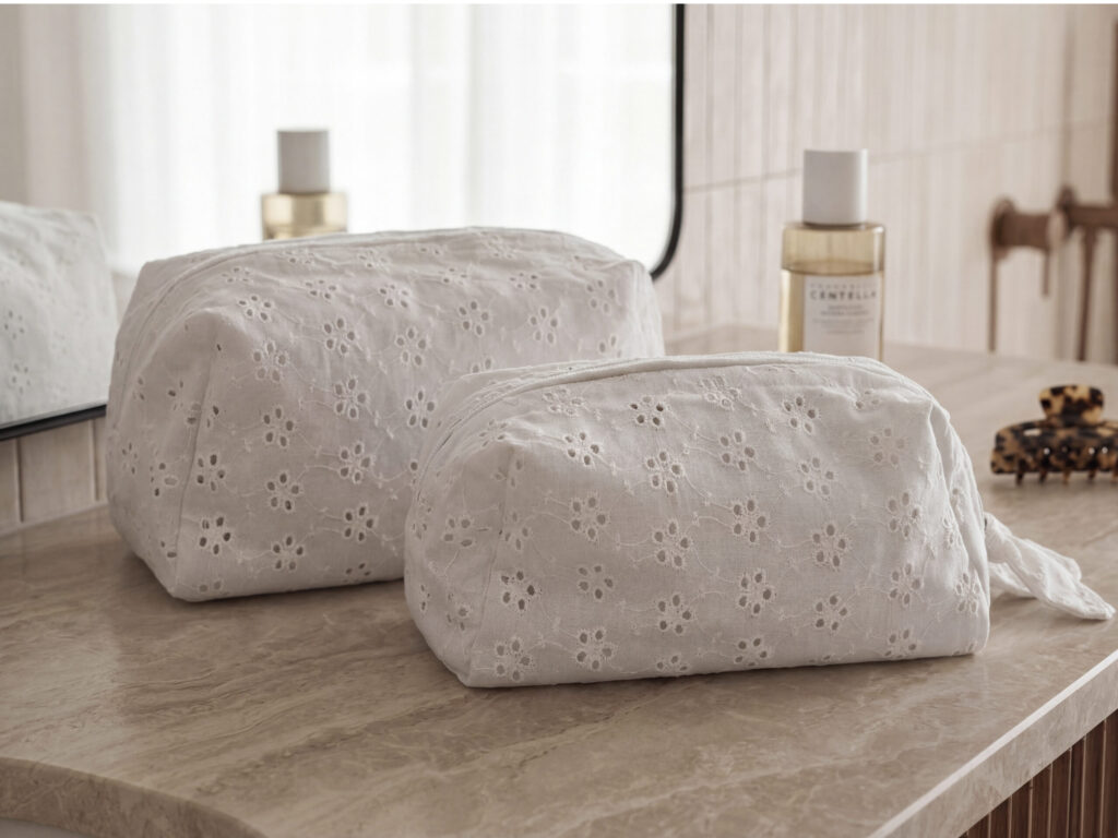 Kosmetikpung Weekend Stories Suite One White