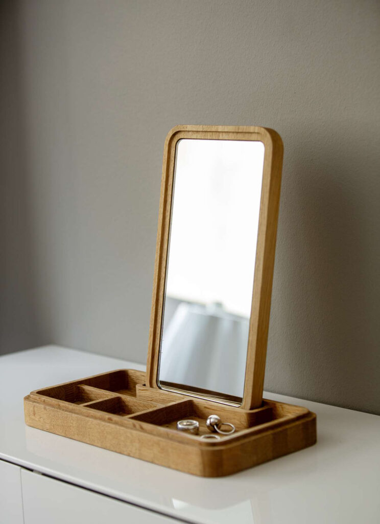 7003-FSC_Mirror Box_3