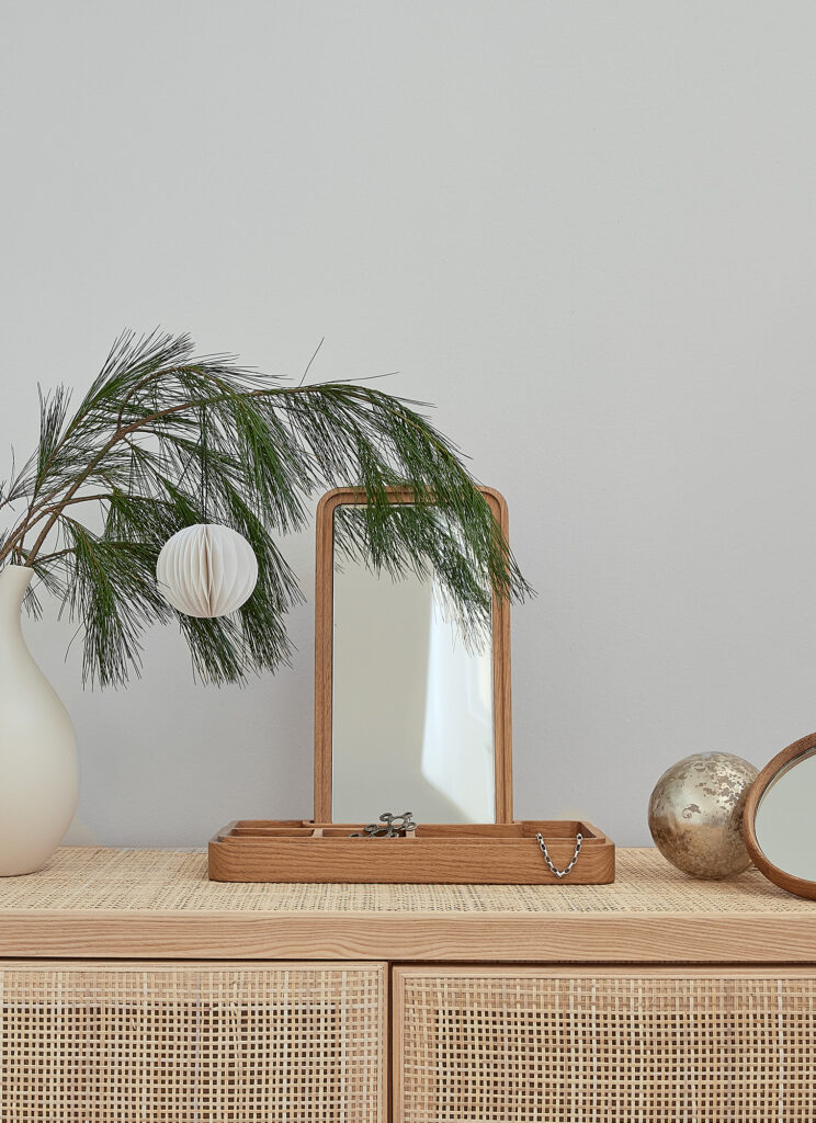7003-FSC_Mirror Box_5
